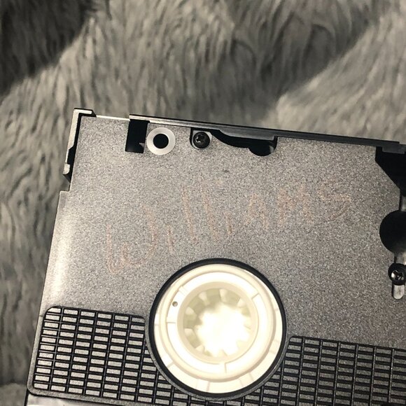 WALT DISNEY’S Candleshoe (VHS, 1997) Jodie Foster - Picture 5 of 5